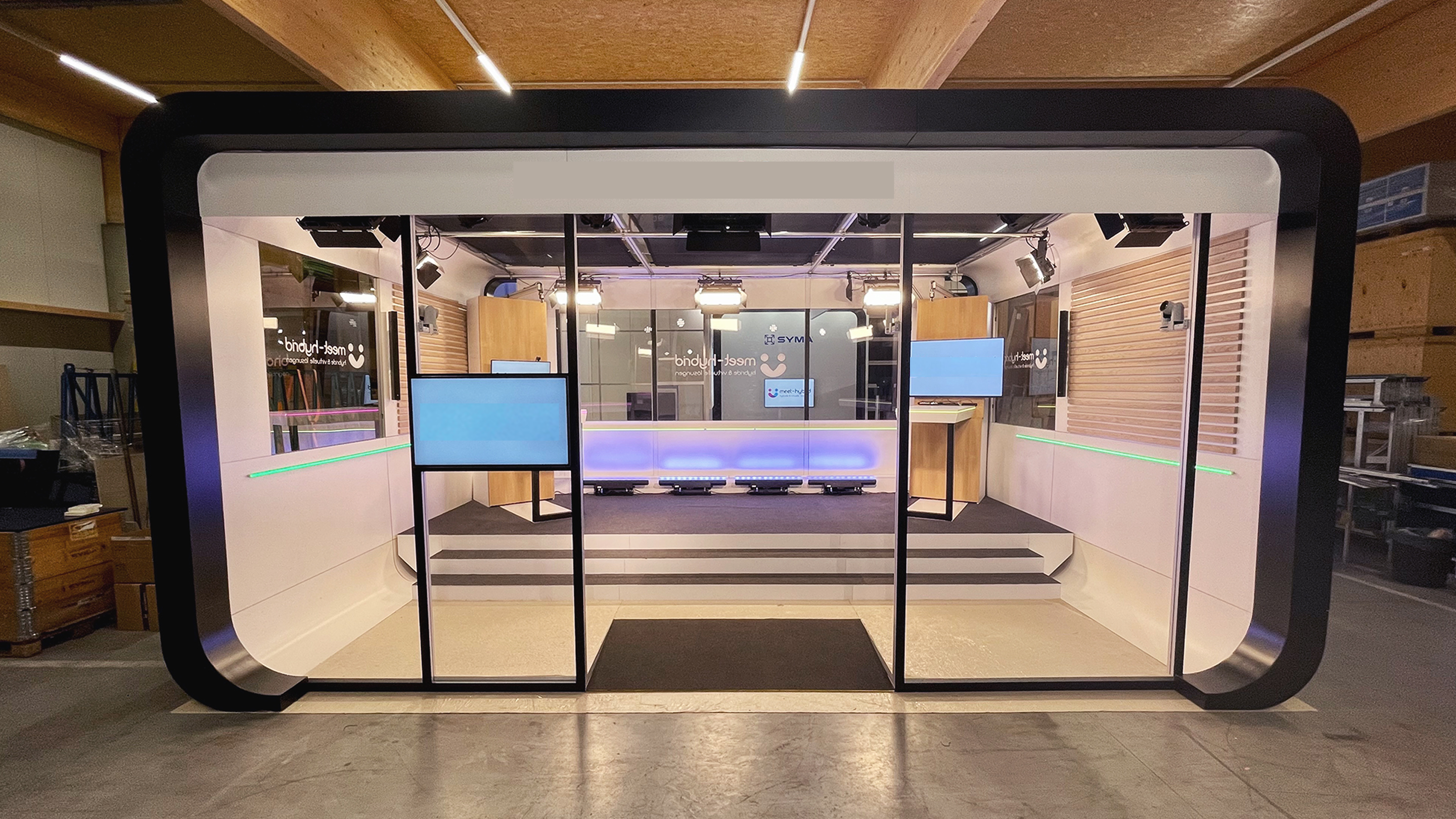Modular & Hybrid Stands
